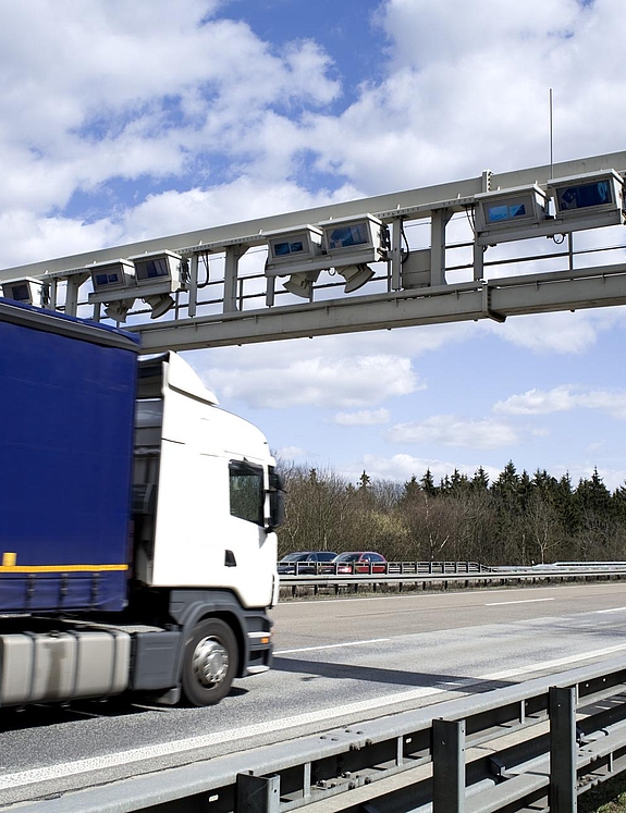 LKW-Autobahn-Geschwindigkeitsmessung-LSVA